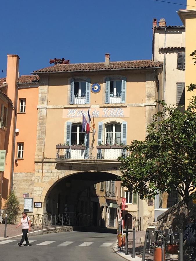 Mas Lou Piastoun Bed & Breakfast Fayence Dış mekan fotoğraf