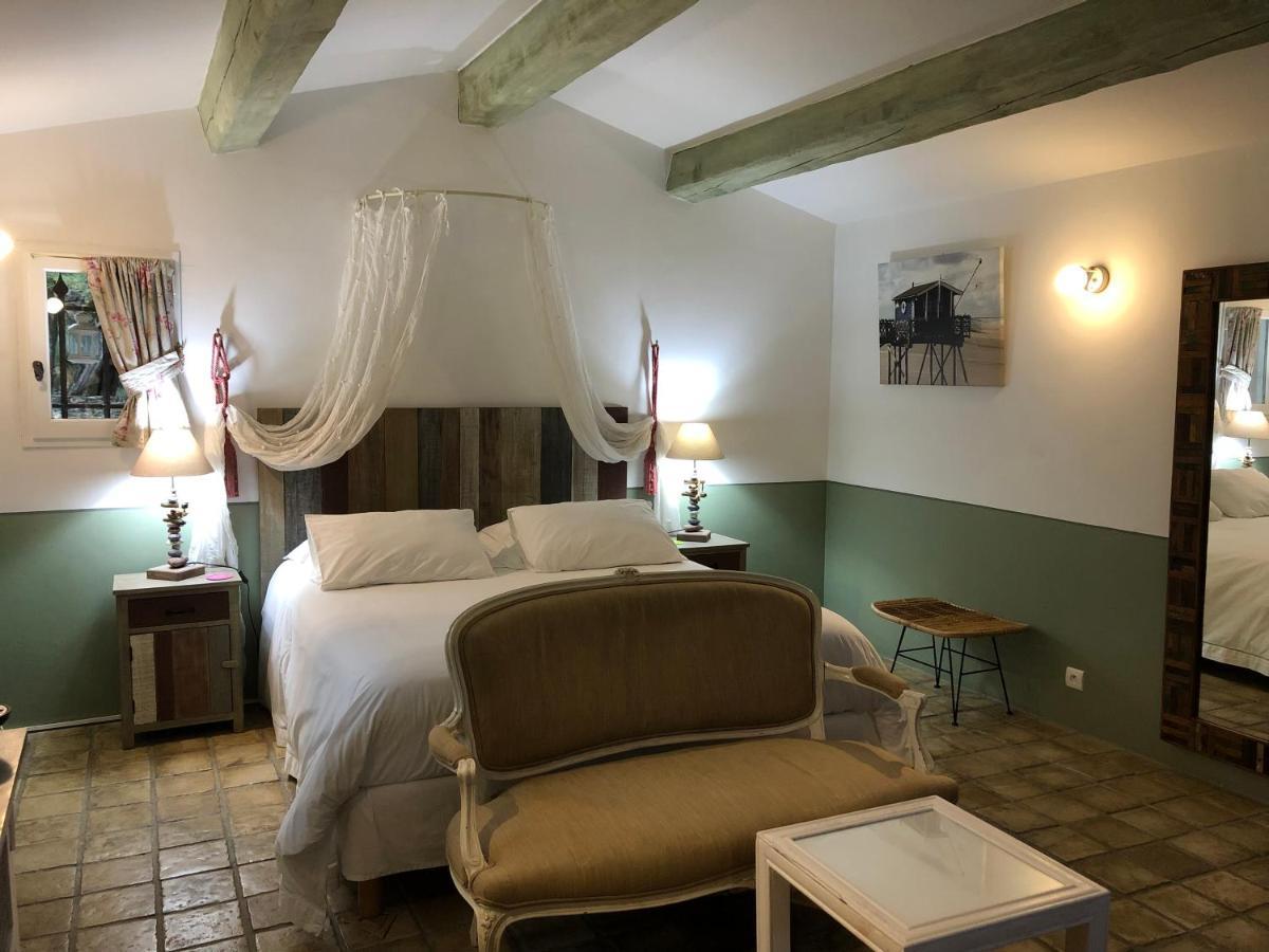 Mas Lou Piastoun Bed & Breakfast Fayence Dış mekan fotoğraf
